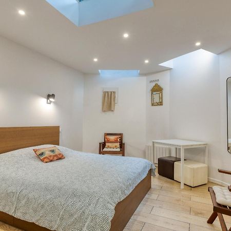 Aparthotel Les Vignes De Montmartre Parigi Esterno foto